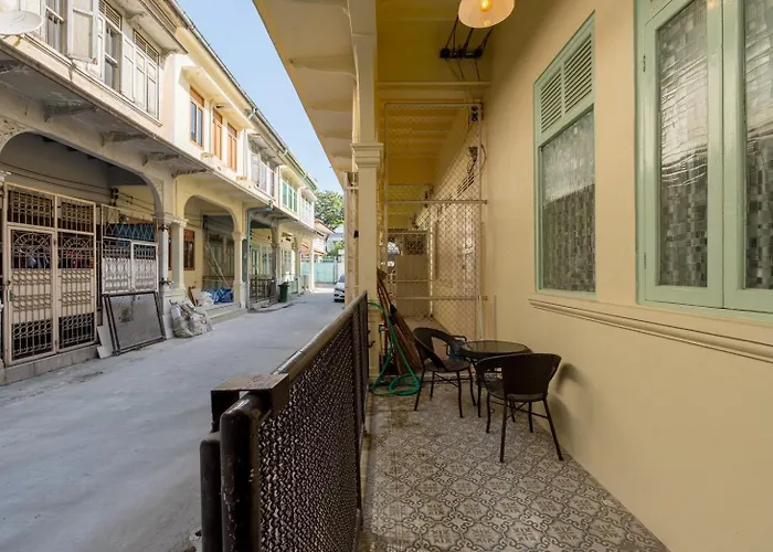 Baan Surawong 390 Heriteg House 公寓