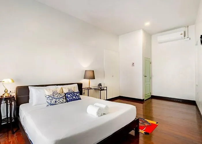 公寓 Baan Surawong 390 Heriteg House 曼谷