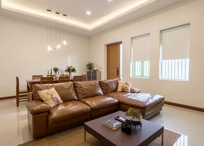 Baan Surawong 390 Heriteg House * 曼谷